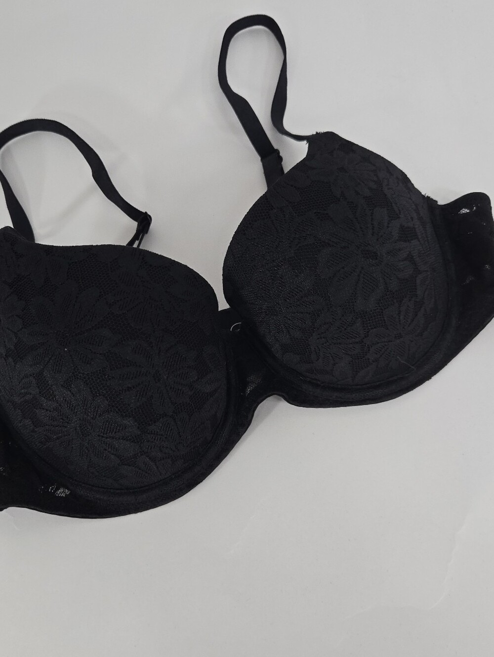 No Boundaries black lace bra